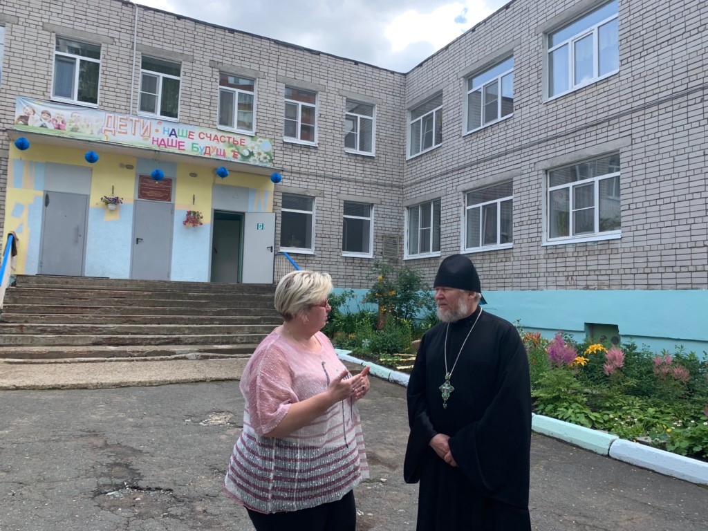 Священник посетил Городской социально-реабилитационный центр для несовершеннолетних города Ижевска